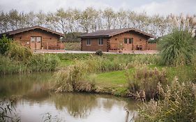 Lake View Lodges - 25076